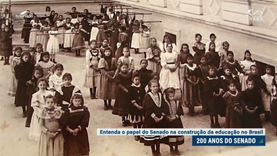 Série 200 Anos: Veja a contribuição do Senado para garantia do direito à educação no Brasil
